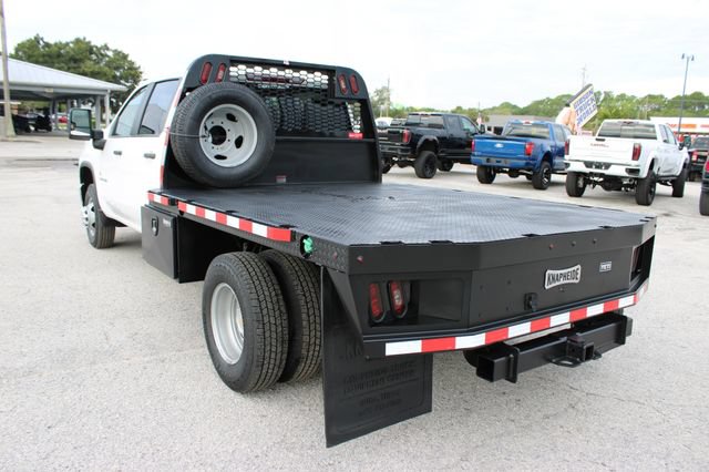 Used 2025 Chevrolet Silverado 3500 W/T w/ WT Convenience Package AWD/4WD image 9