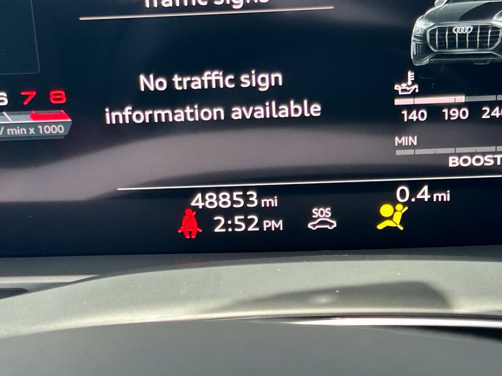 Used 2023 Audi SQ8 Prestige AWD/4WD image 28