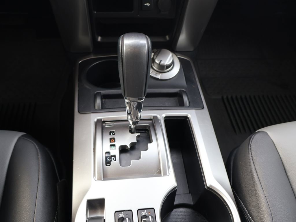 Used 2022 Toyota 4Runner SR5 Premium image 19