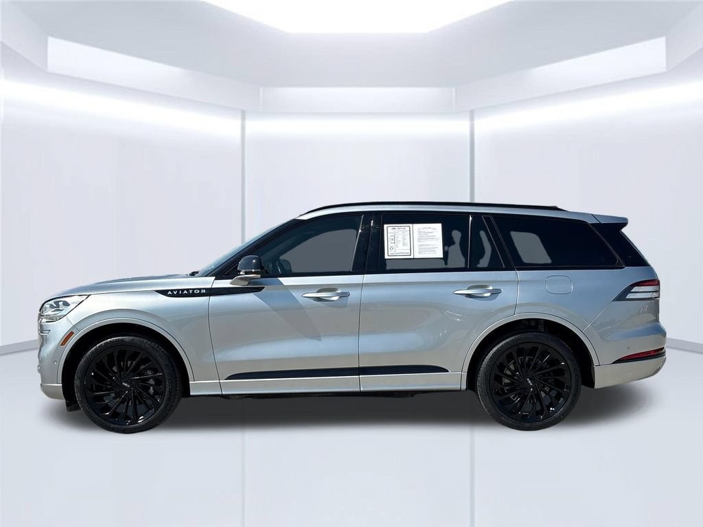 Used 2024 Lincoln Aviator Black Label w/ Jet Package AWD/4WD image 4