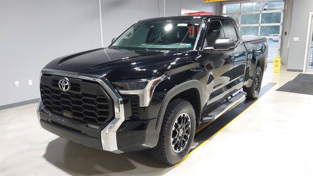 Used 2023 Toyota Tundra SR5 w/ TRD Off-Road Package AWD/4WD image 18