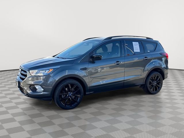 Used 2019 Ford Escape SE image 1
