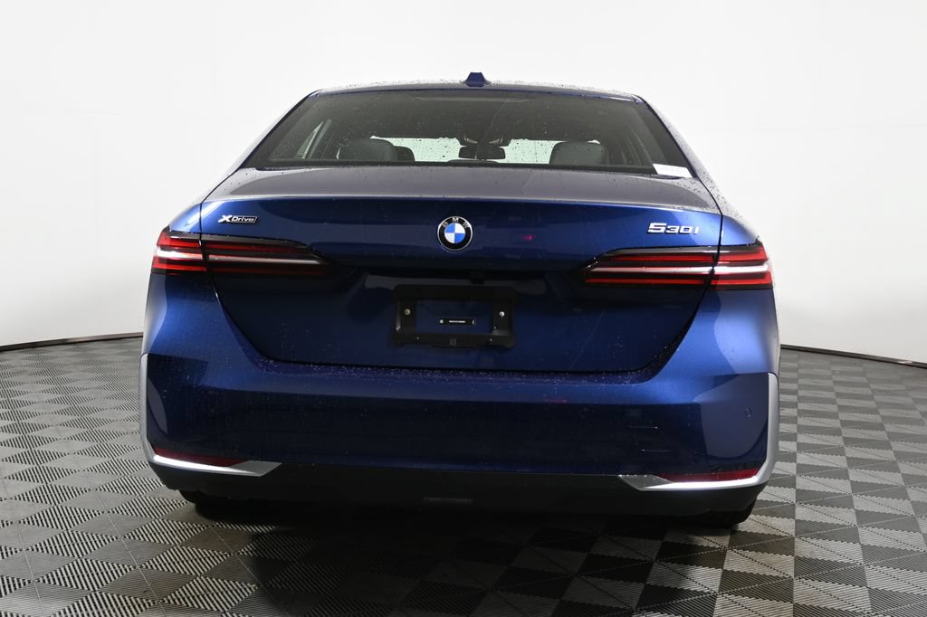 Used 2026 BMW 530i xDrive AWD/4WD image 6