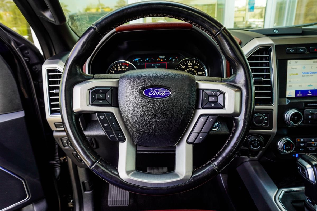 Used 2019 Ford F150 Platinum w/ Equipment Group 701A Luxury image 16