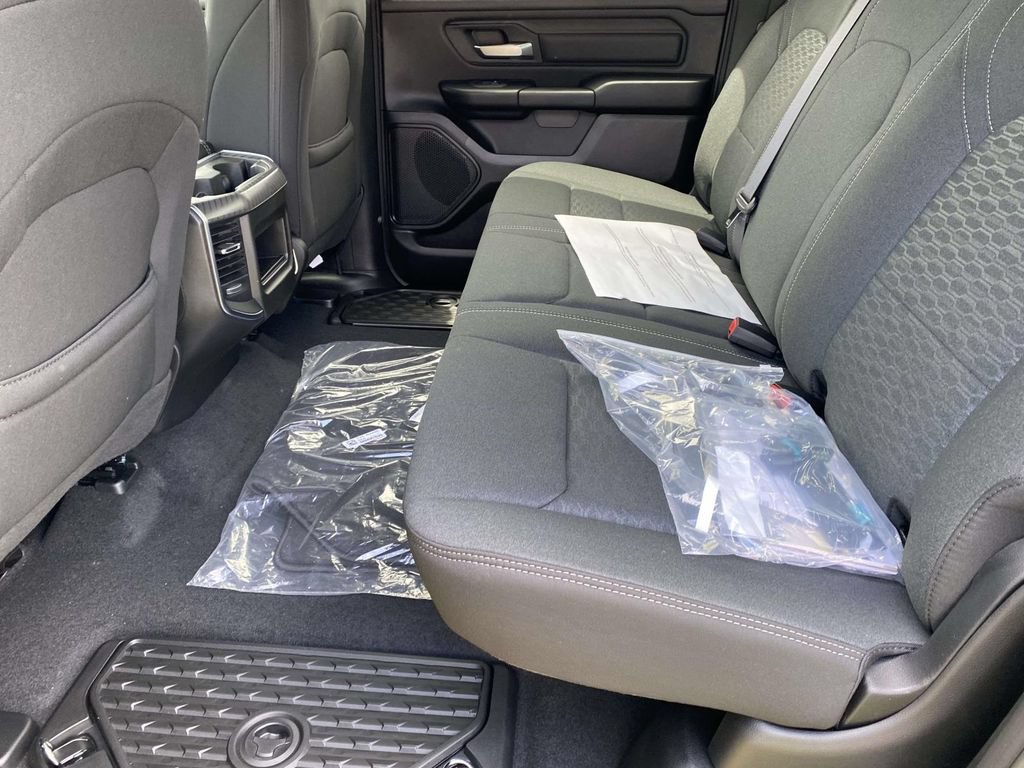New 2026 RAM 1500 Express AWD/4WD image 45