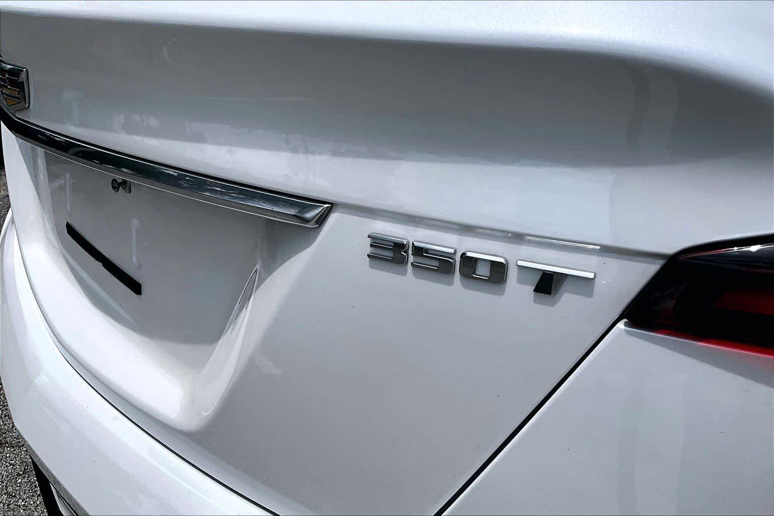 Used 2023 Cadillac CT5 Luxury w/ Cold Weather Package RWD image 10