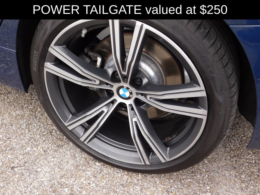 Used 2022 BMW 330i xDrive Sedan w/ Premium Package image 10