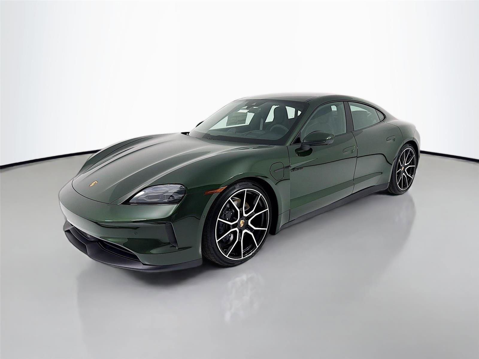 New 2025 Porsche Taycan image 1