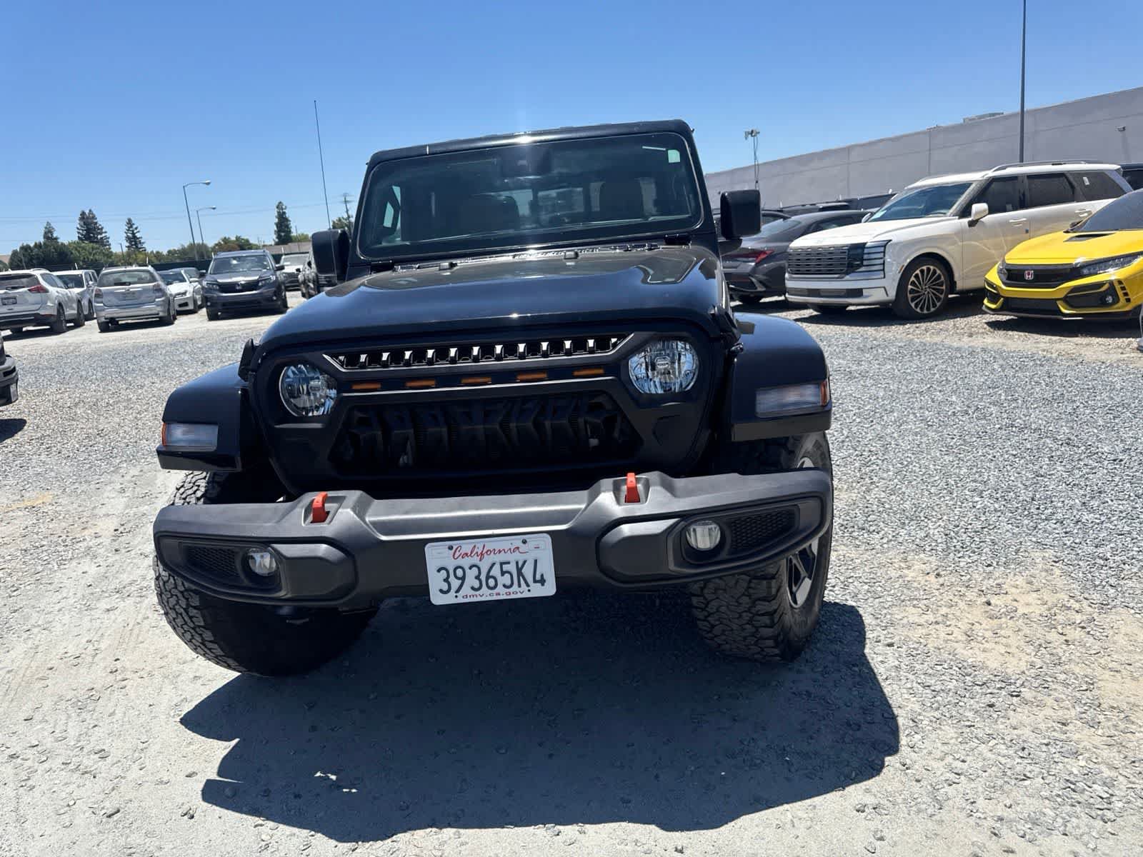 Used 2020 Jeep Gladiator Rubicon AWD/4WD image 2