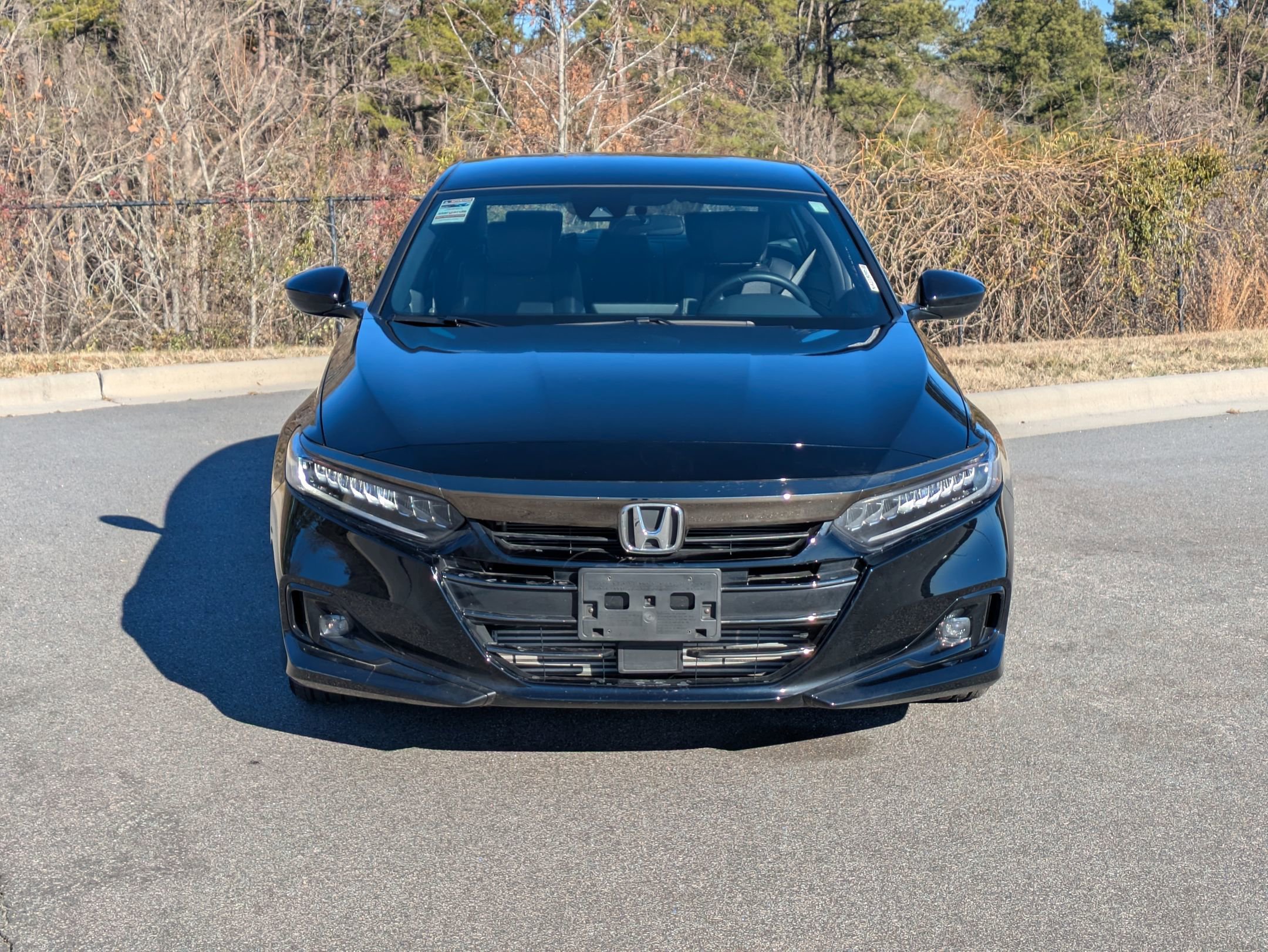 Used 2022 Honda Accord Sport image 2