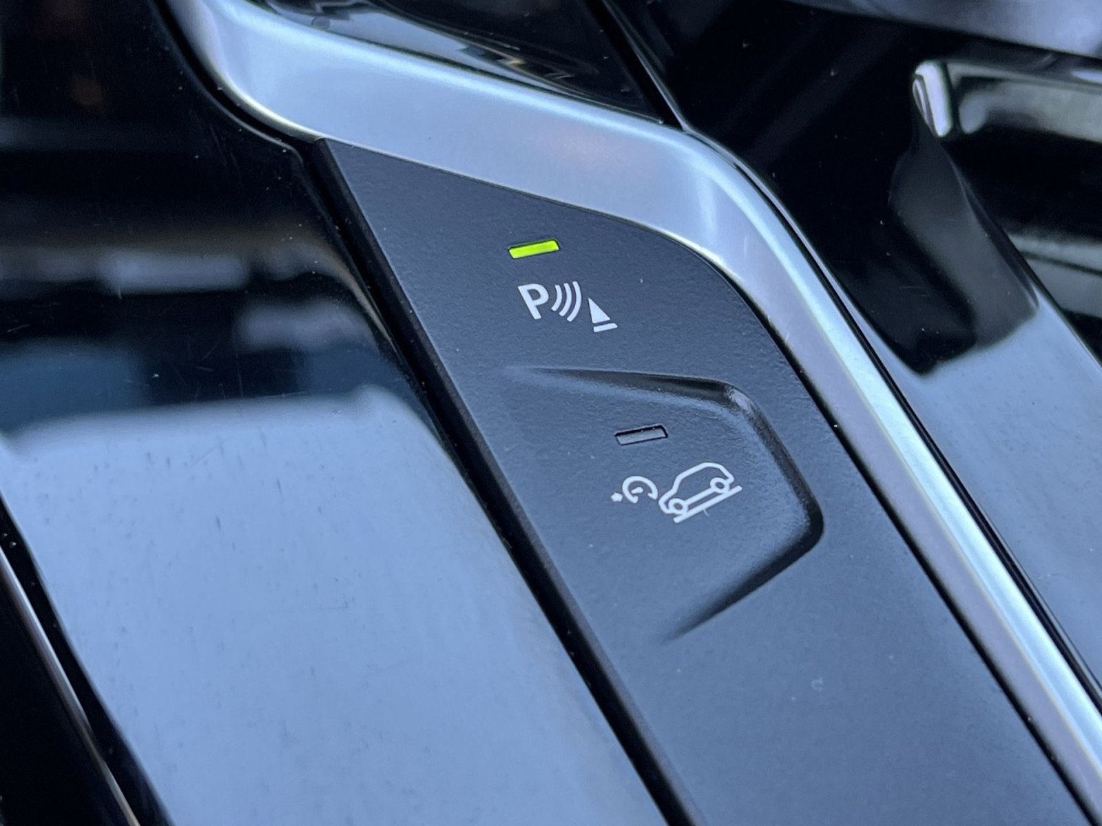 Used 2021 BMW X3 xDrive30i w/ Convenience Package image 33