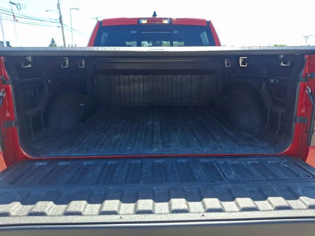 Used 2025 RAM 1500 Laramie w/ Night Edition AWD/4WD image 31