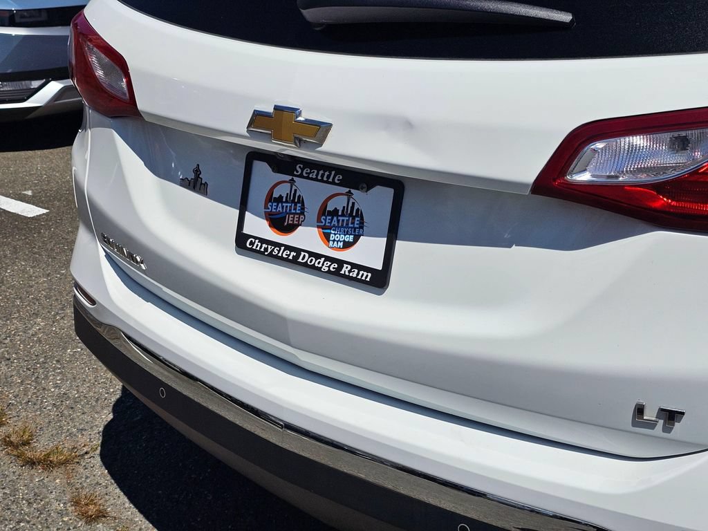 Used 2018 Chevrolet Equinox LT w/ Sun & Infotainment Package FWD image 14