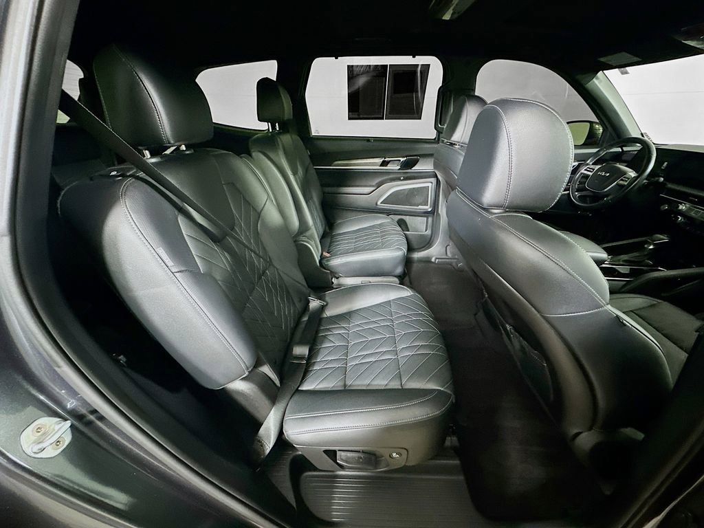 Used 2023 Kia Telluride EX X-Line image 11