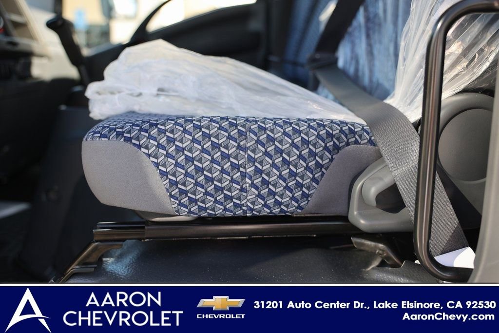 New 2024 Chevrolet Low Cab Forward image 19