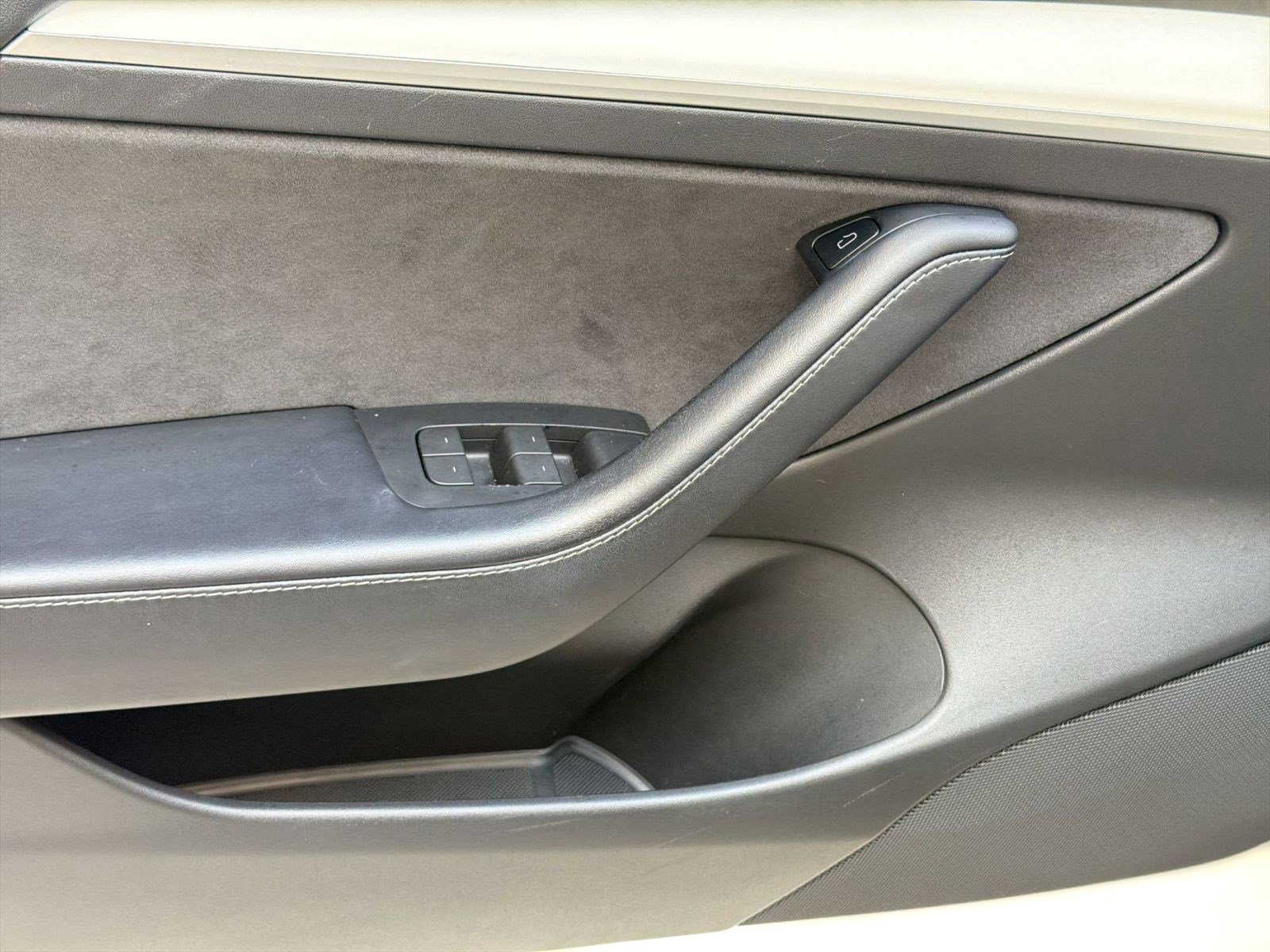 Used 2022 Tesla Model 3 Long Range AWD/4WD image 12