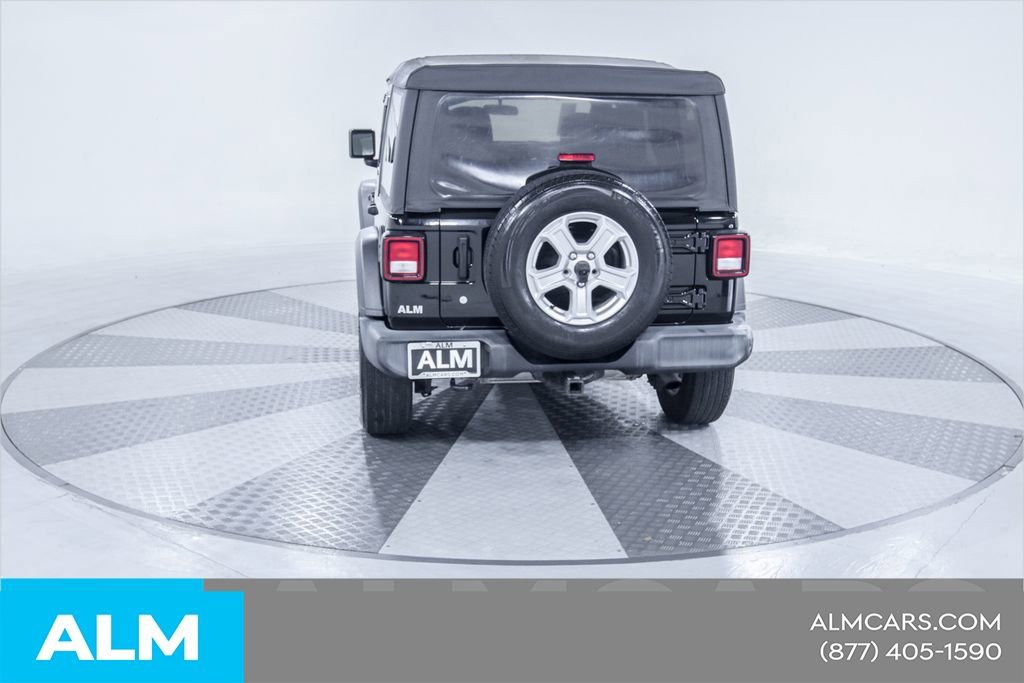 Used 2018 Jeep Wrangler Unlimited Sport image 11