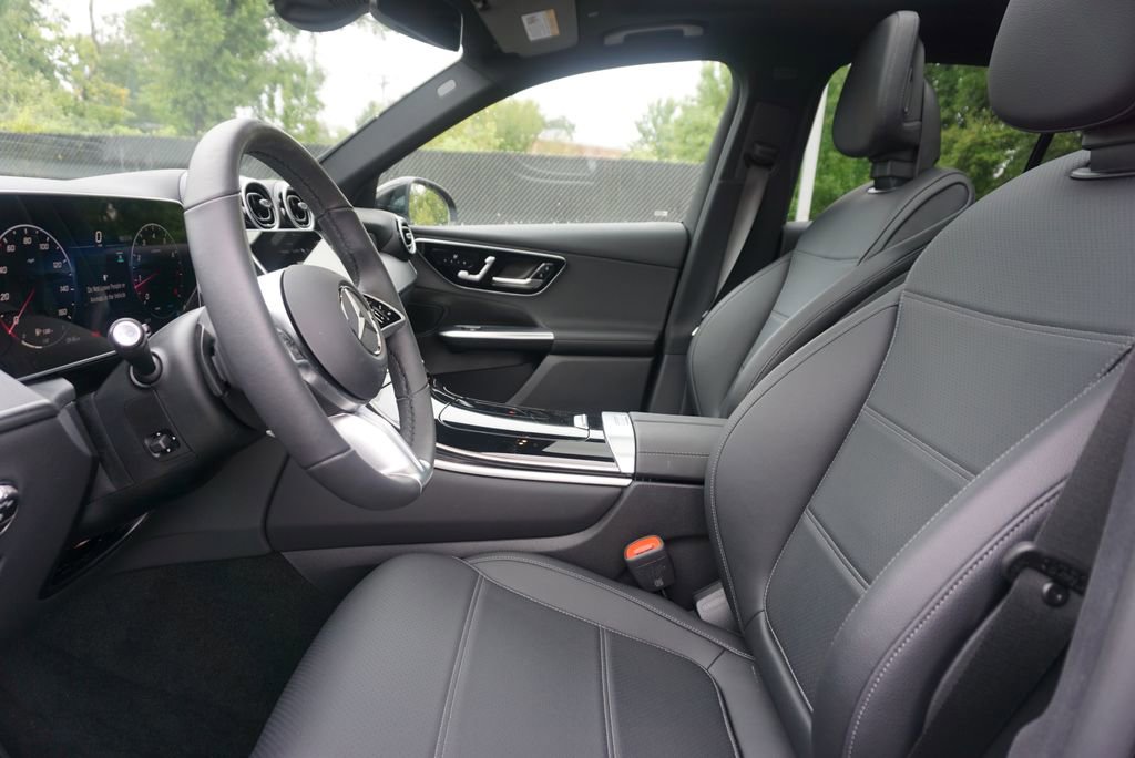 Certified 2025 Mercedes-Benz GLC 300 image 9