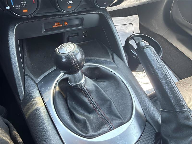 Used 2016 MAZDA MX-5 Miata Club RWD image 33