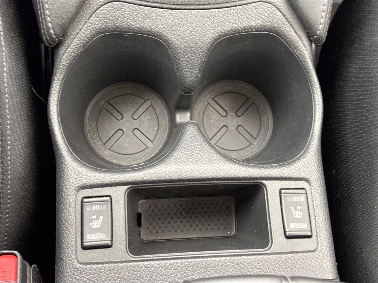 Used 2018 Nissan Rogue SL w/ Premium Package FWD image 29