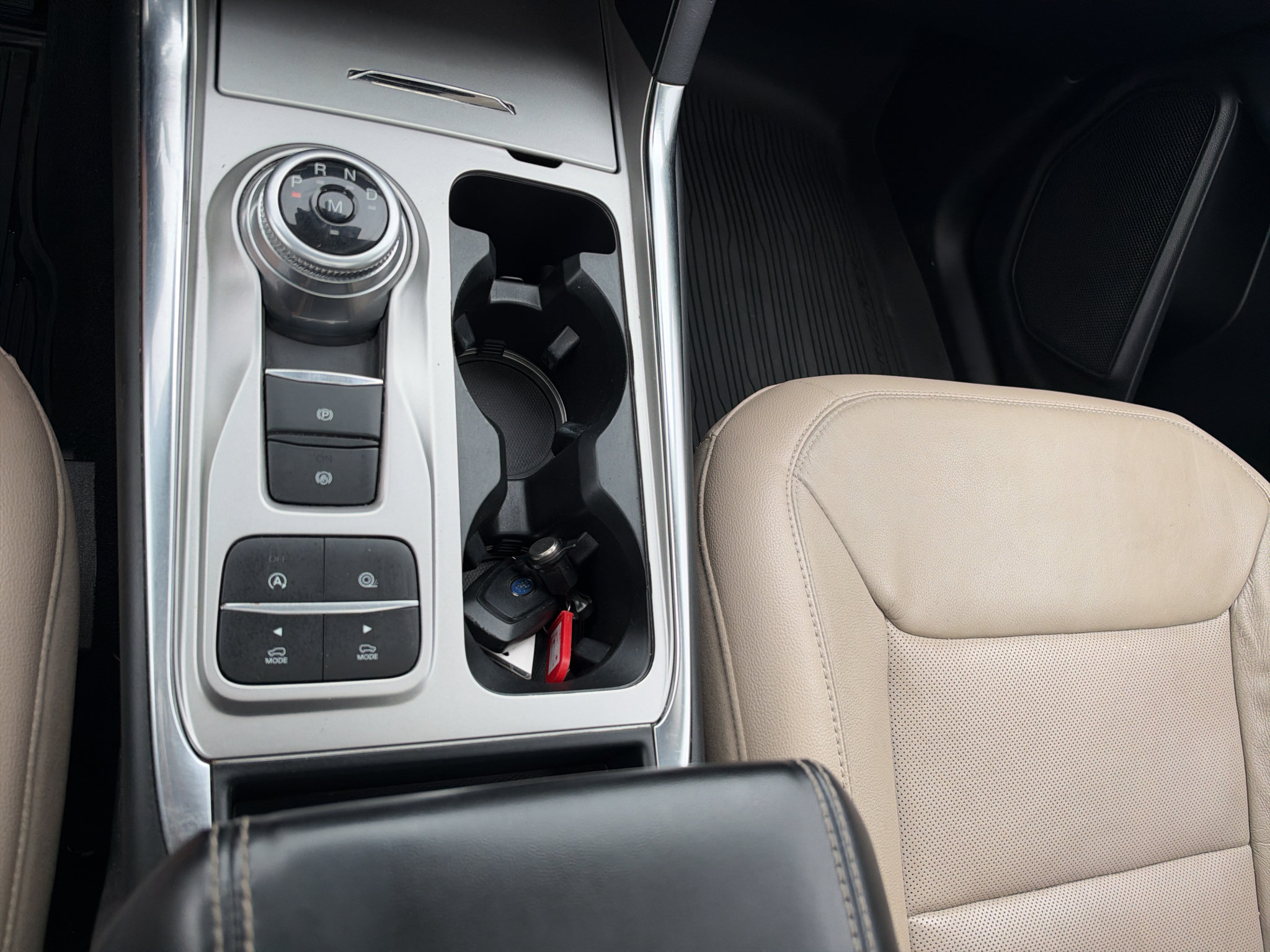 Used 2020 Ford Explorer Limited RWD image 22