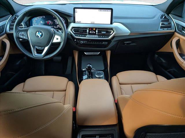 Used 2025 BMW X4 xDrive30i w/ Premium Package image 27