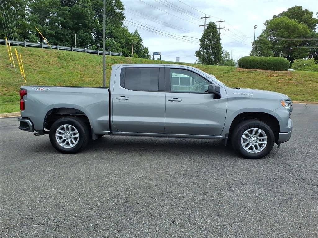 Used 2026 Chevrolet Silverado 1500 RST AWD/4WD image 2