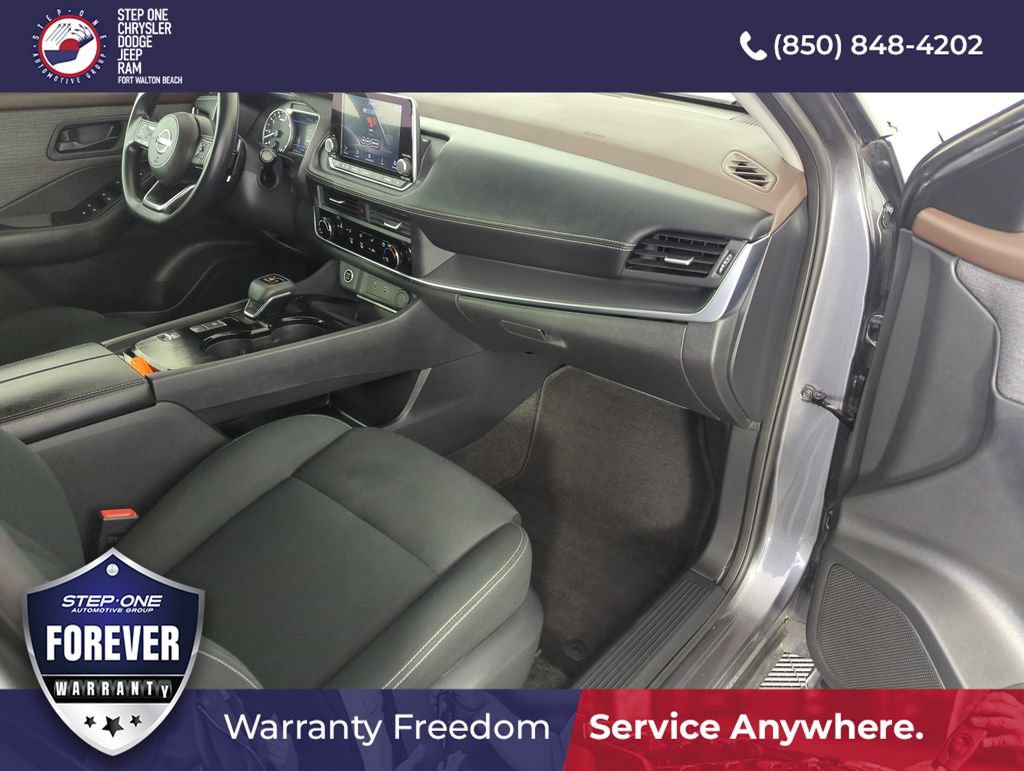 Used 2023 Nissan Rogue S FWD image 33