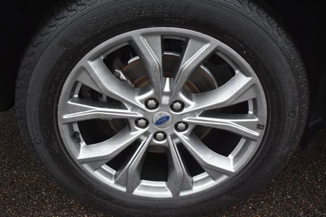 Used 2022 Ford Explorer Limited image 59