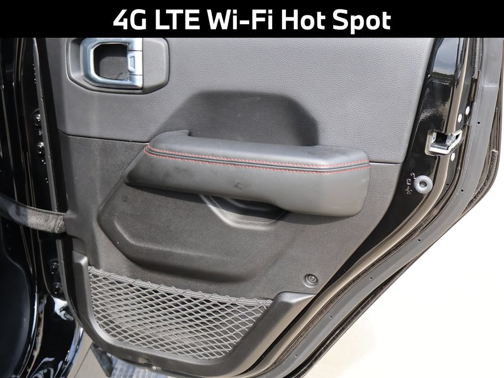 Used 2025 Jeep Wrangler Unlimited Rubicon AWD/4WD image 41