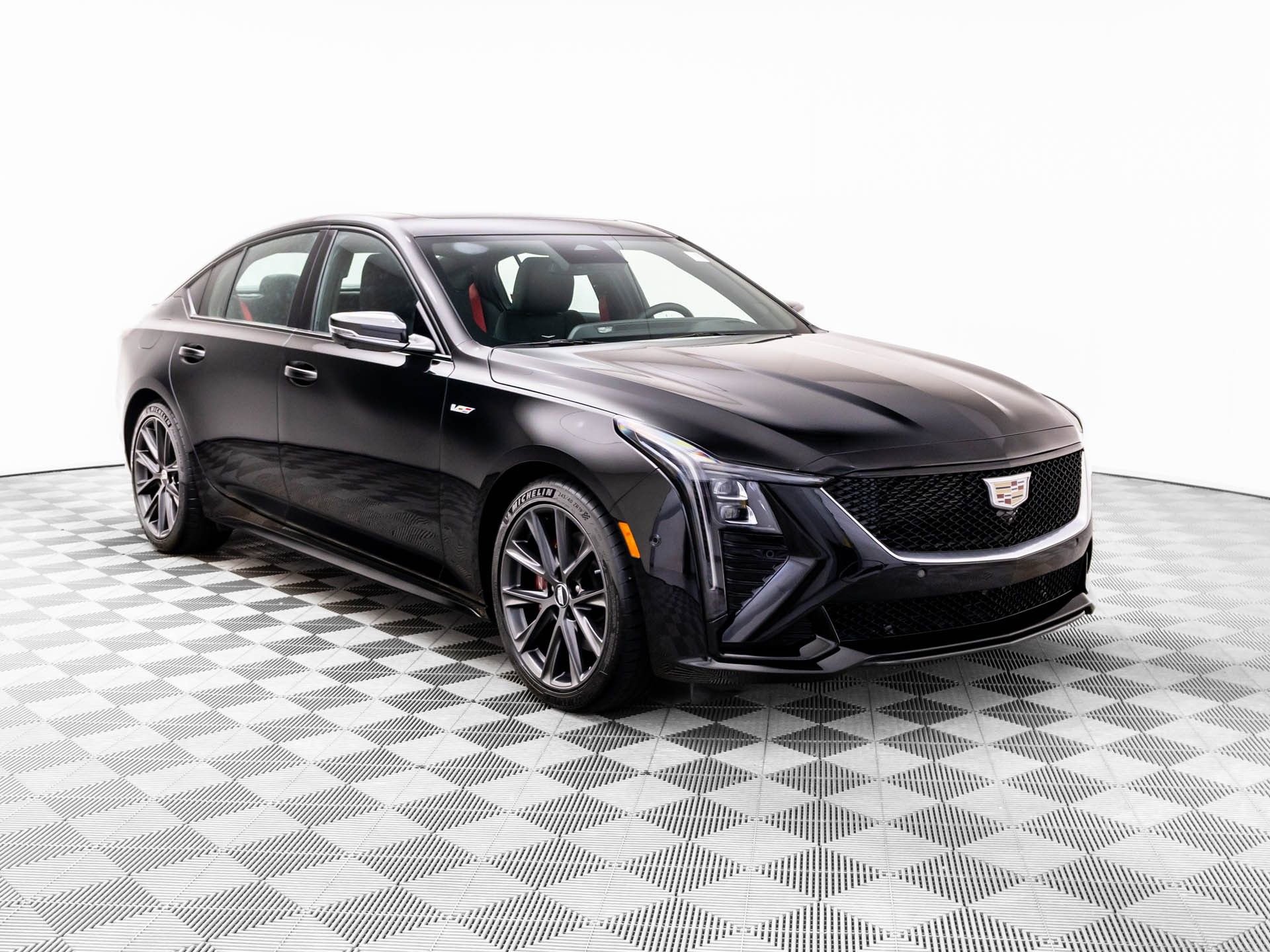 Used 2025 Cadillac CT5 V RWD image 8