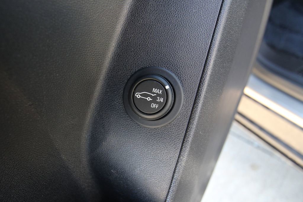 Used 2018 Chevrolet Equinox LT image 35