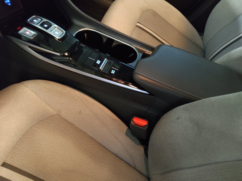 Used 2022 Hyundai Sonata SE image 26