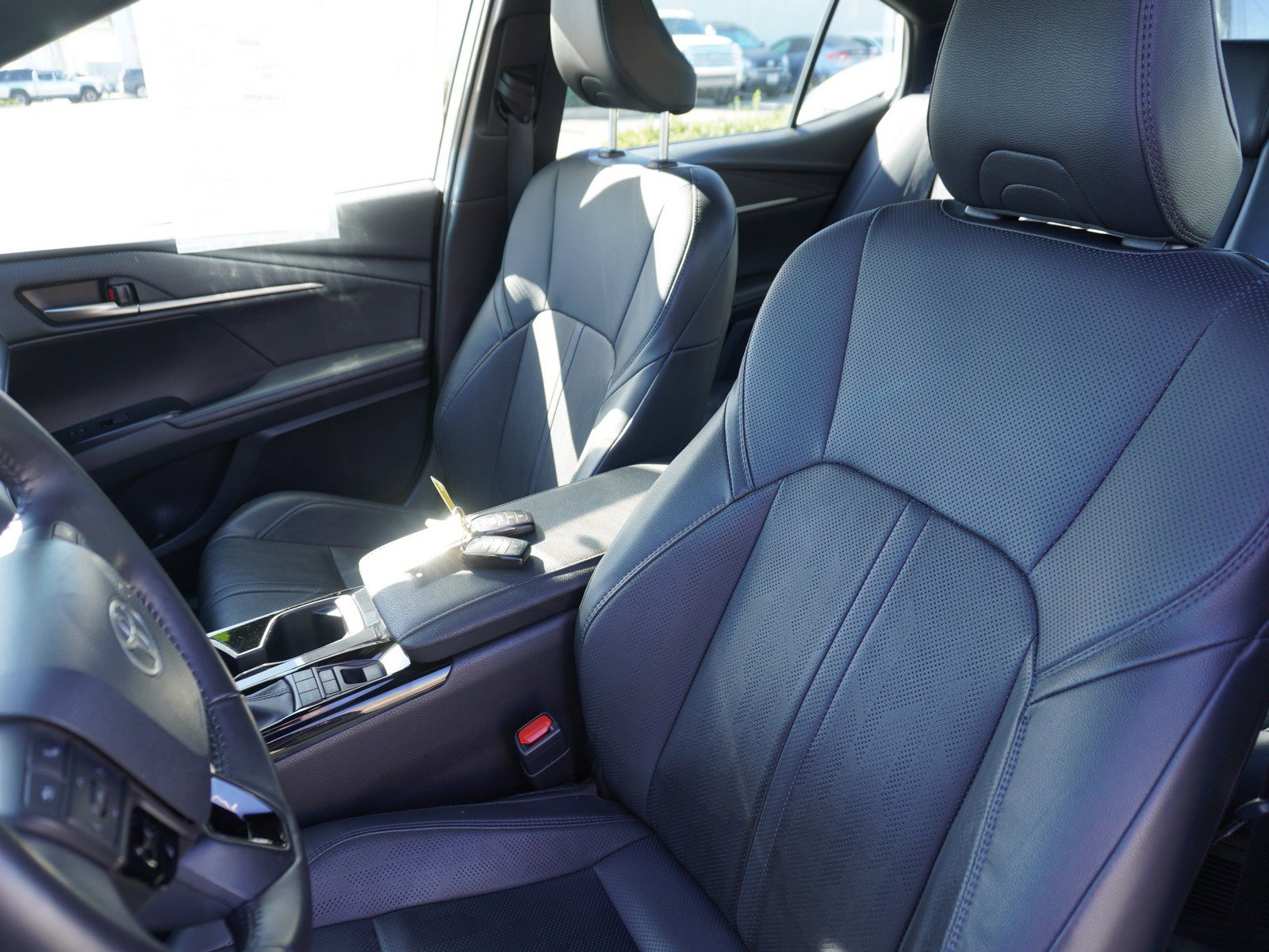 Used 2025 Toyota Camry XSE image 21