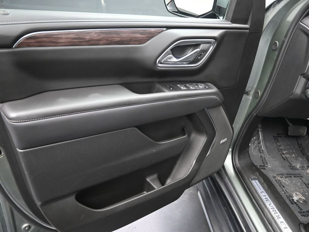 Used 2024 Chevrolet Tahoe LT image 13
