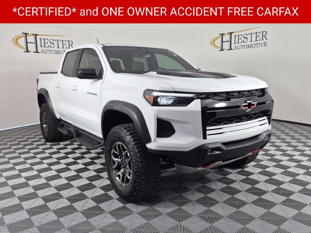 Certified 2025 Chevrolet Colorado ZR2 w/ Technology Package AWD/4WD image 2