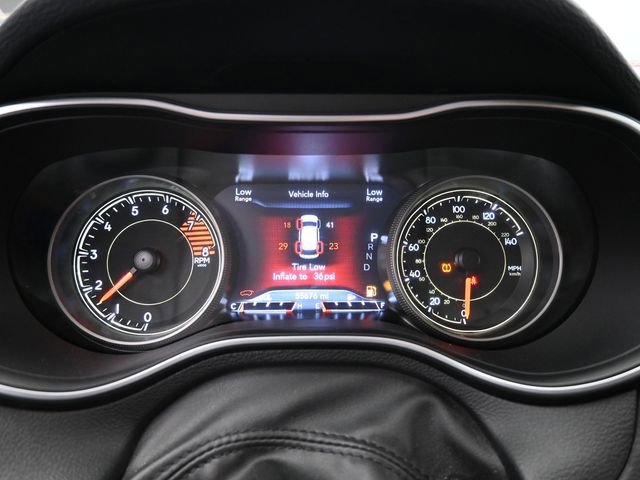 Used 2021 Jeep Cherokee Trailhawk w/ Comfort & Convenience Group image 19