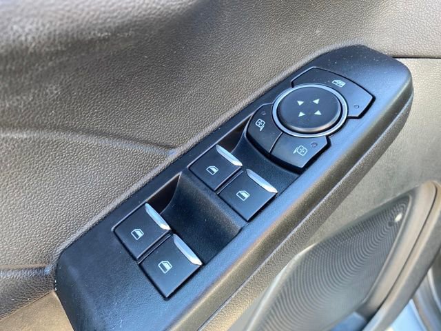 Used 2021 Ford Escape SEL image 17