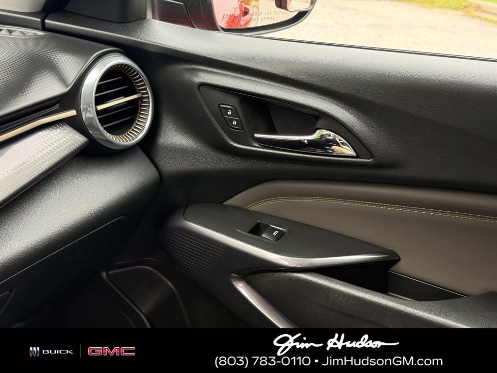 Certified 2024 Chevrolet Trax ACTIV FWD image 35