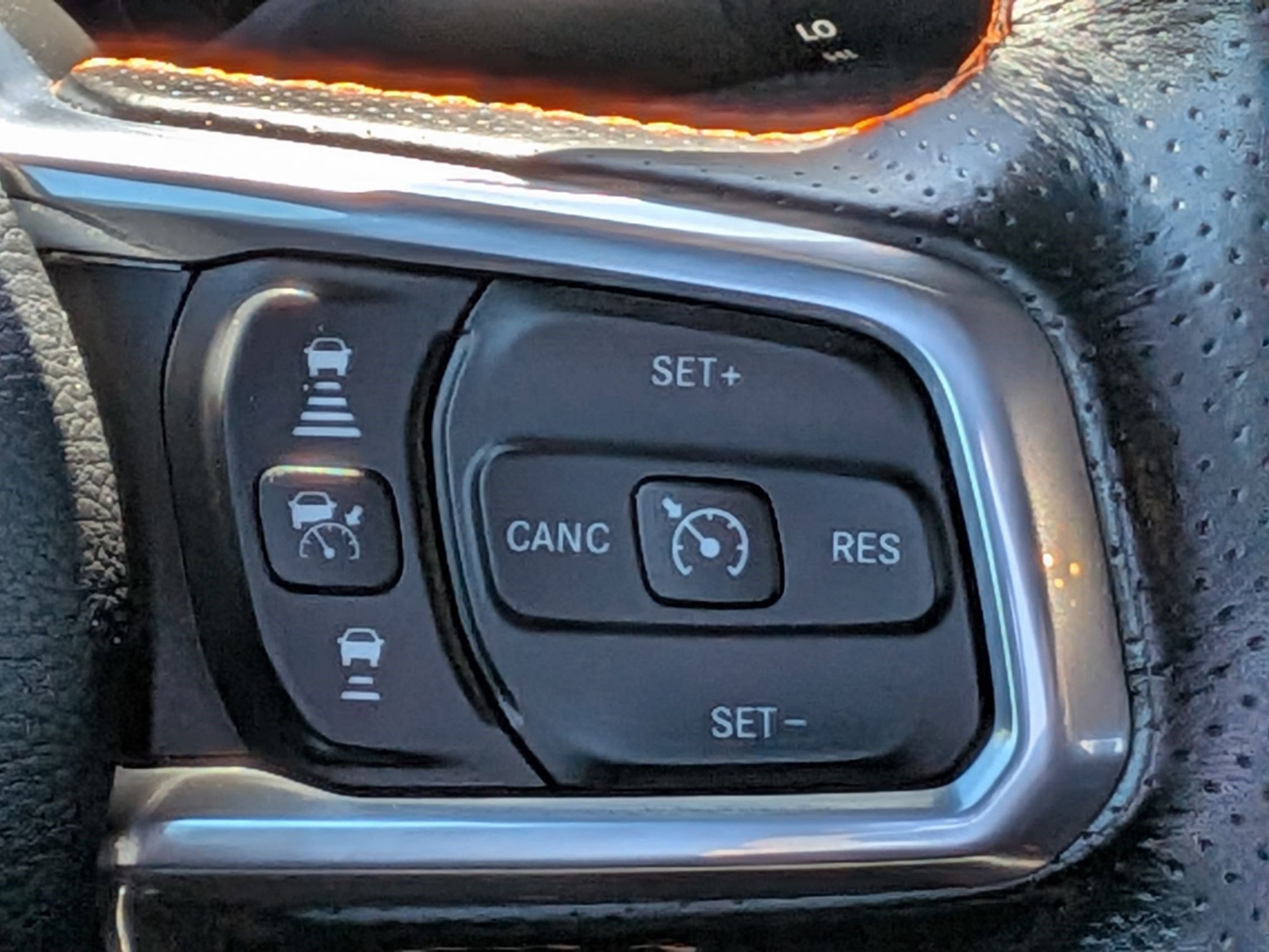 Used 2021 Jeep Gladiator Mojave AWD/4WD image 18