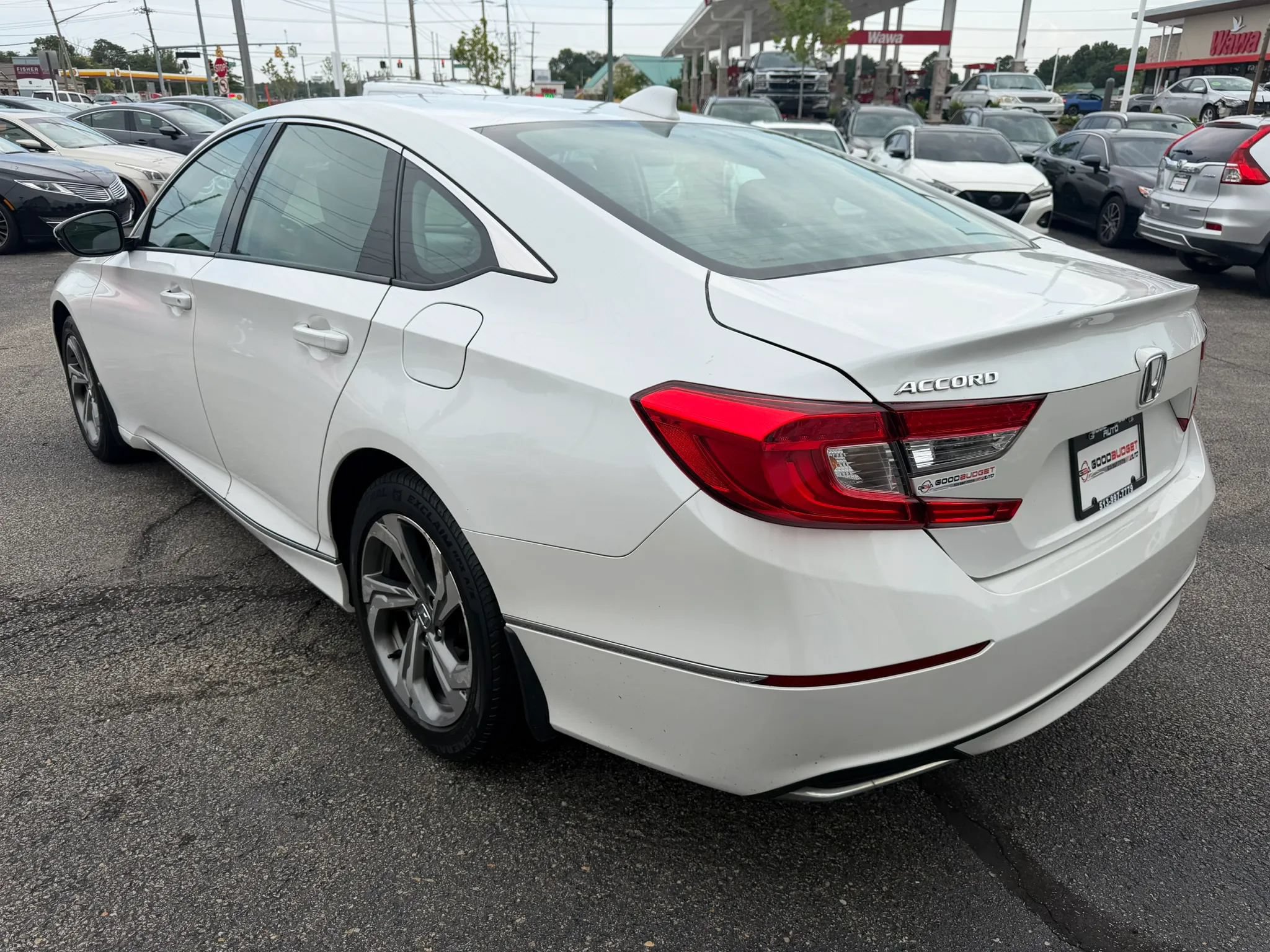 Used 2018 Honda Accord EX-L image 3