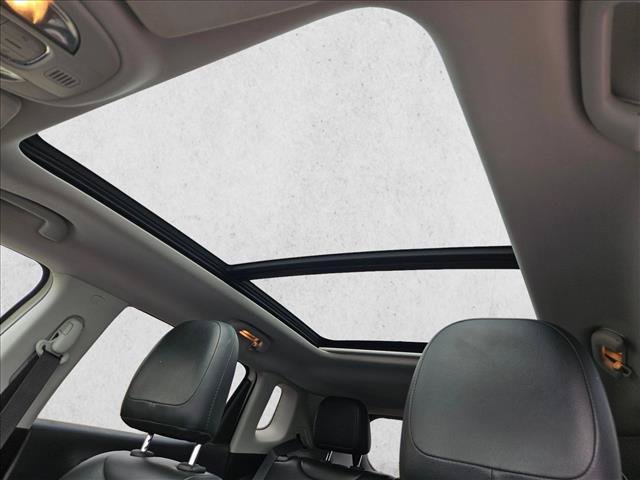 Used 2019 Jeep Compass Latitude w/ Cold Weather Group AWD/4WD image 8