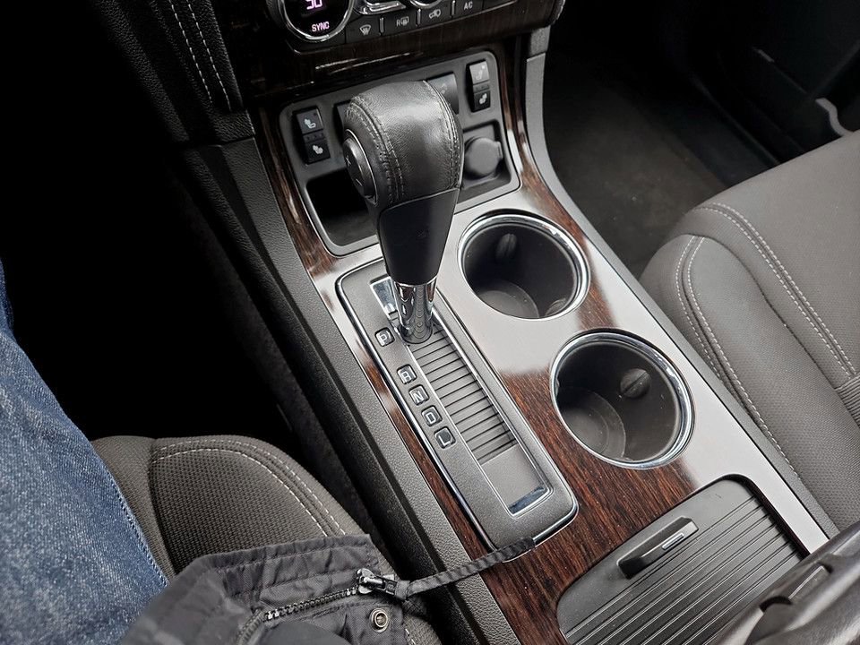 Used 2017 Chevrolet Traverse LT w/ Graphite Special Edition image 26