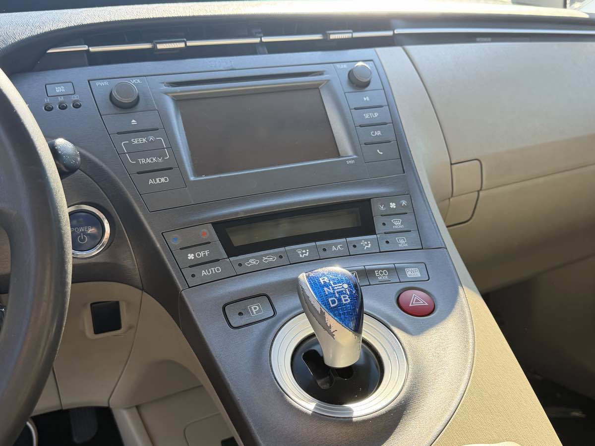 Used 2012 Toyota Prius Two image 20