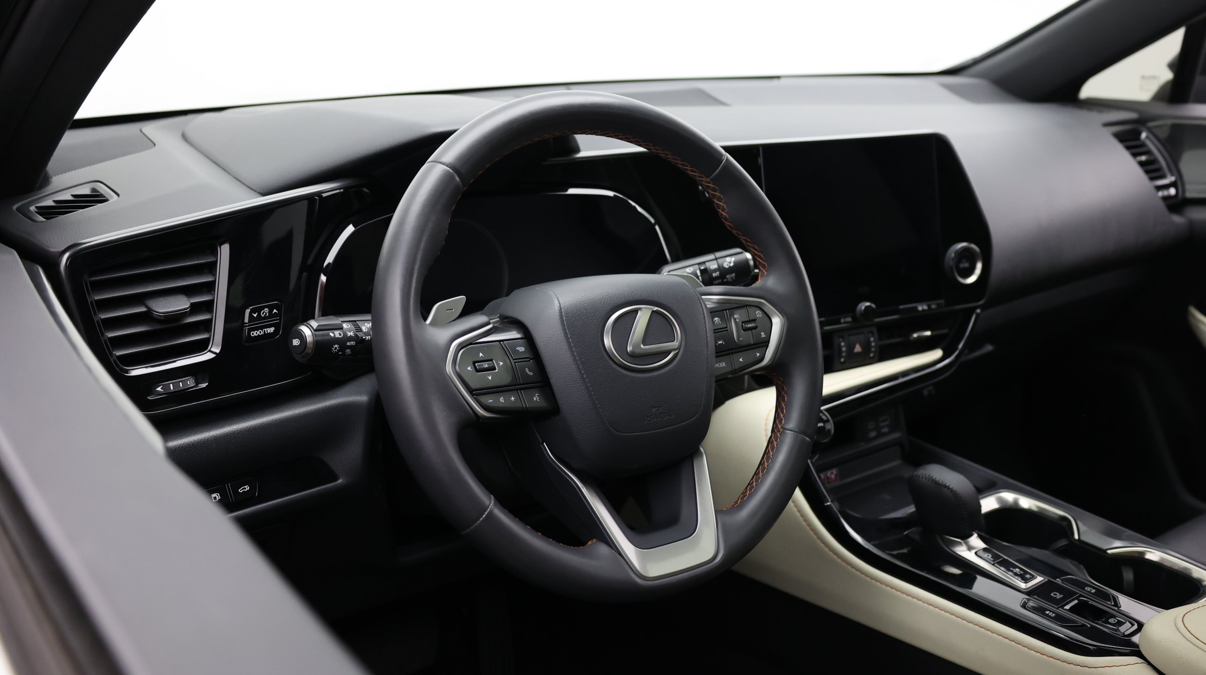Used 2022 Lexus NX 250 FWD image 15