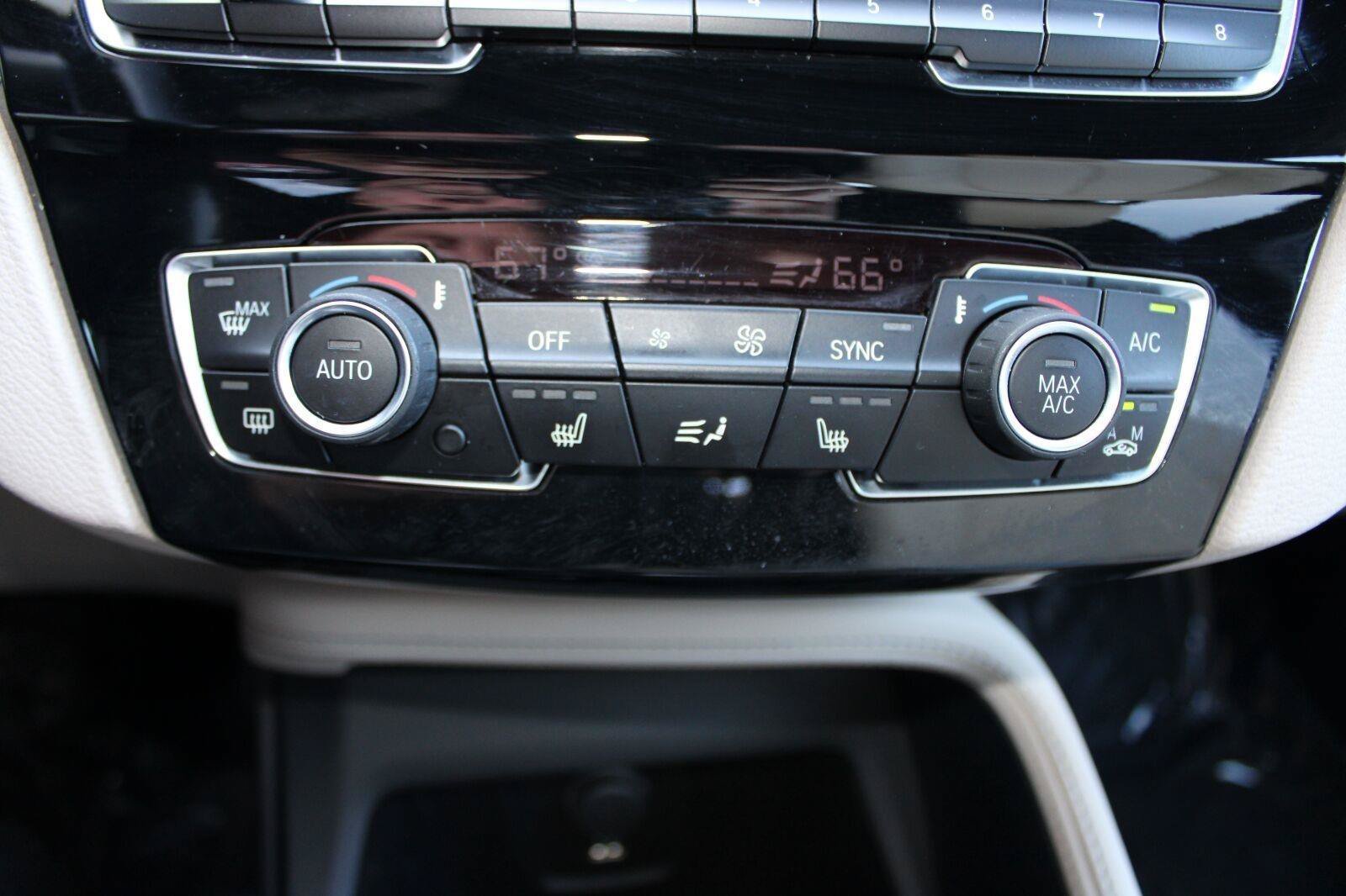Used 2020 BMW X1 sDrive28i w/ Convenience Package FWD image 24