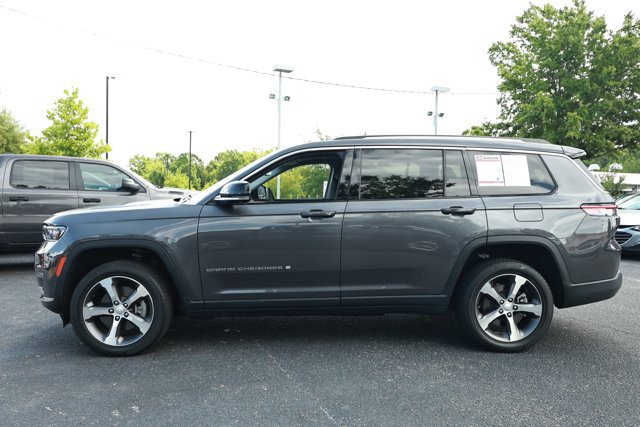 Used 2023 Jeep Grand Cherokee L Limited w/ Luxury Tech Group II AWD/4WD image 9