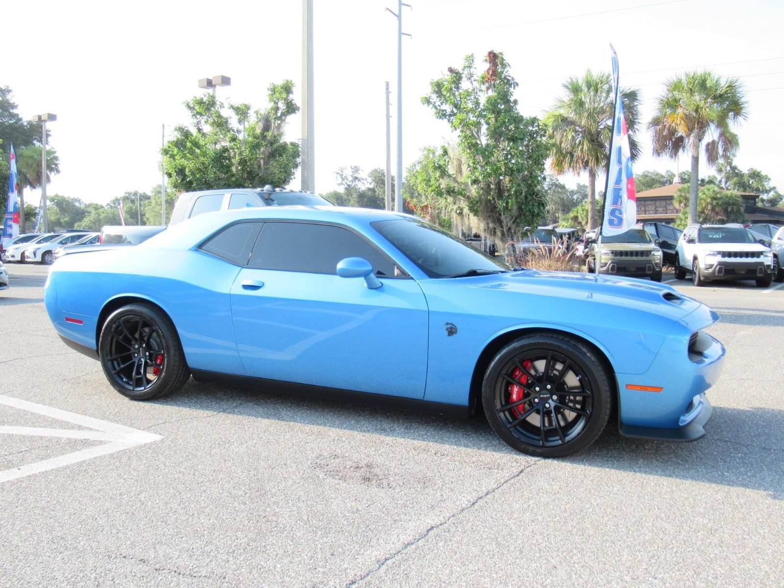 Used 2023 Dodge Challenger SRT Hellcat w/ Driver Convenience Group RWD image 2