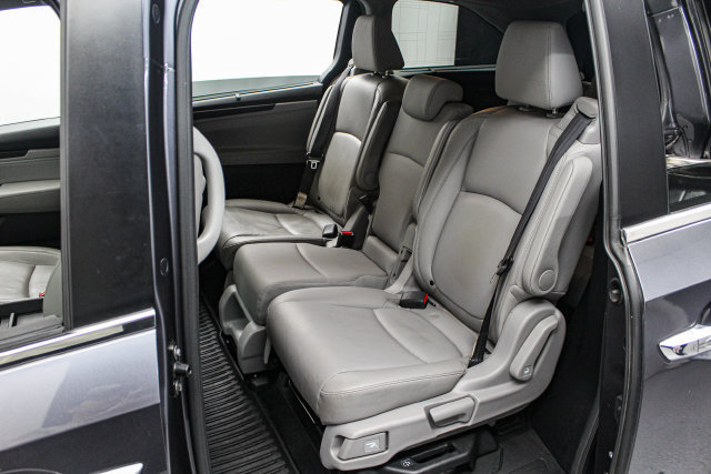 Used 2018 Honda Odyssey Touring image 15