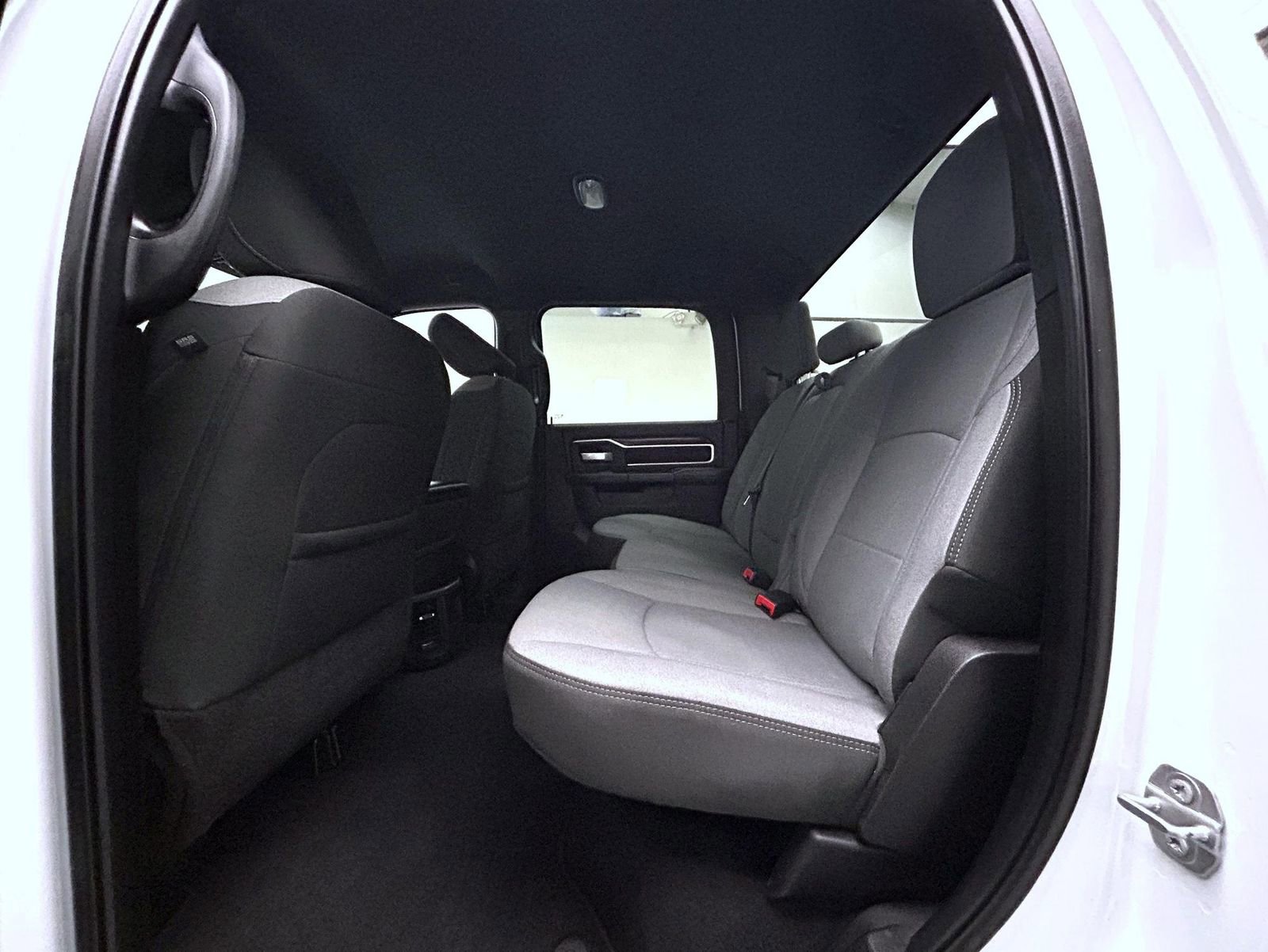 Used 2024 RAM 2500 Big Horn image 19